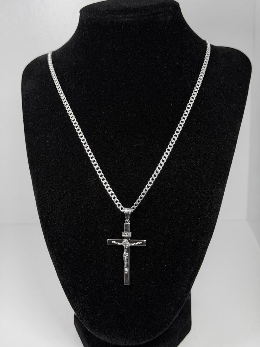 925 Sterling Silver Crucifix Cross Pendant Necklace 24 Inch Curb Chain